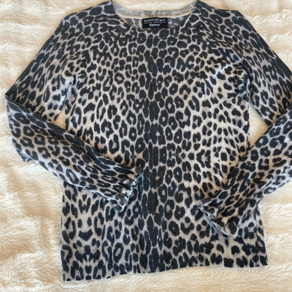 Cheetah sweater